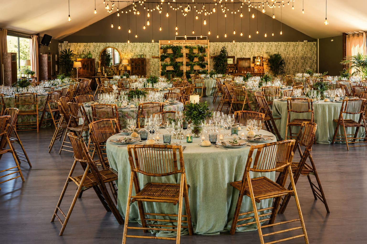 Evento, personas, boda, evento de empresa, cena, comida, cumpleaños.